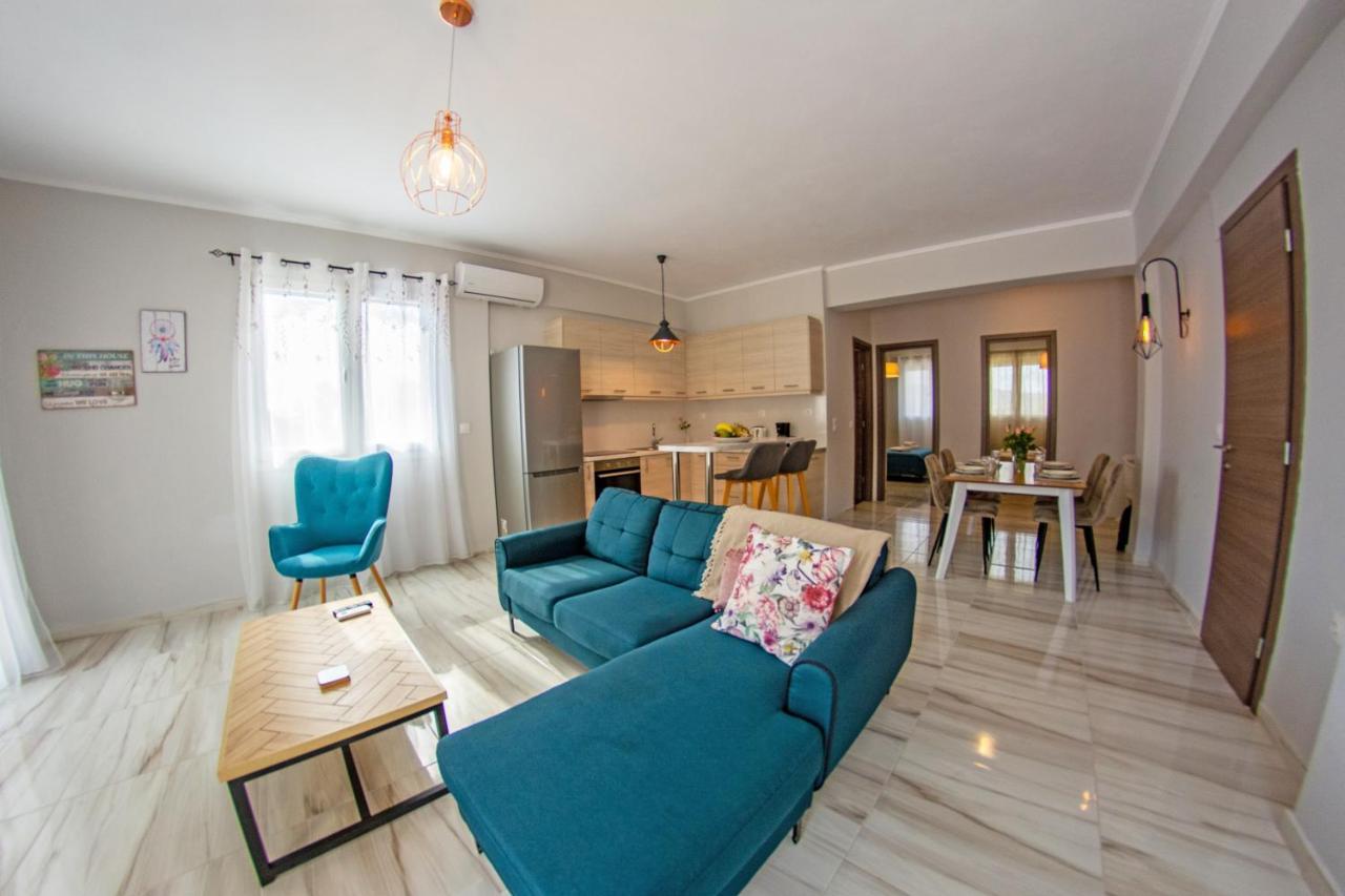 Mármaron Lydia'S Apartments מראה חיצוני תמונה