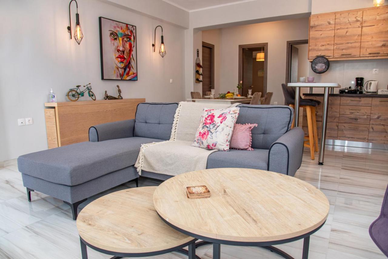 Mármaron Lydia'S Apartments מראה חיצוני תמונה